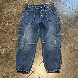 SHEIN Women's Blue Ankle Jeans